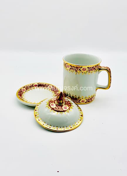 แก้วมัค ขอบสีแดงดอกไม้